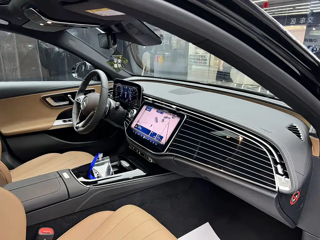 Mercedes-Benz E-Class E 2025 E 260 L