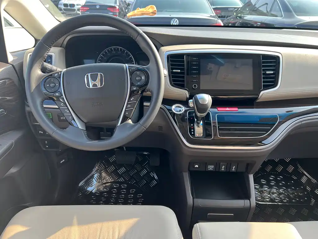 Honda Odyssey — миниатюра 10