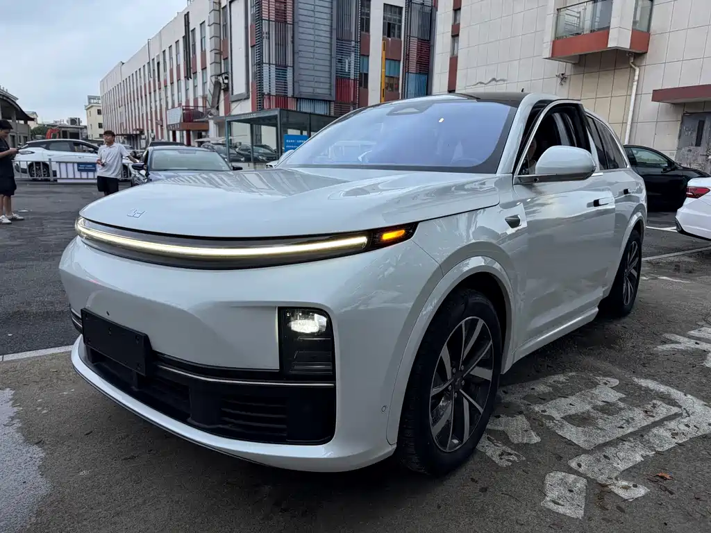 Li Auto Li L7 — миниатюра 2