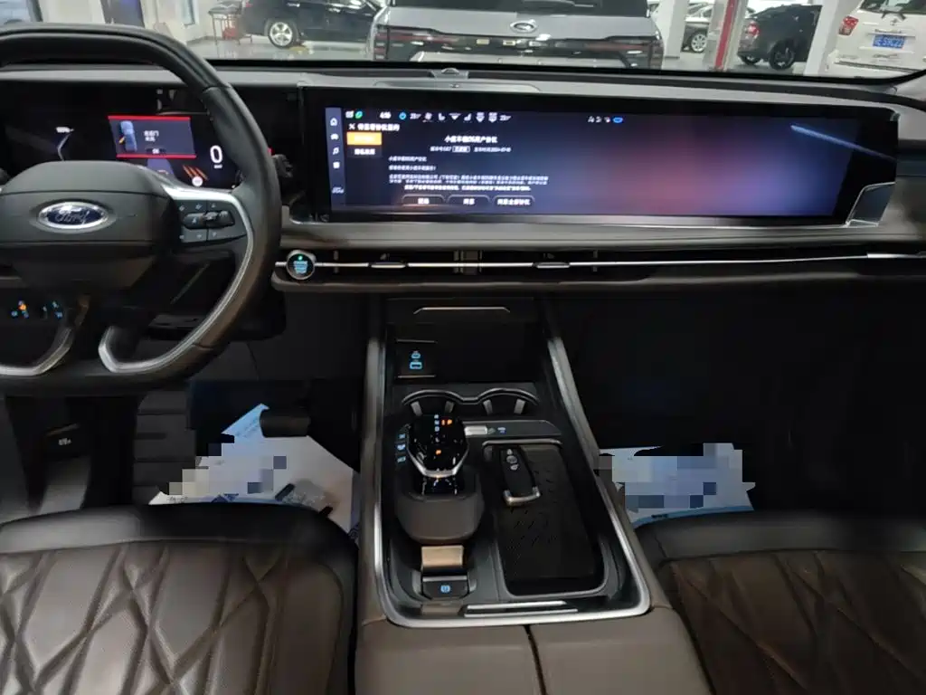 Ford Edge — миниатюра 13
