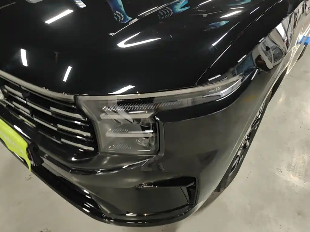Ford Edge — миниатюра 24