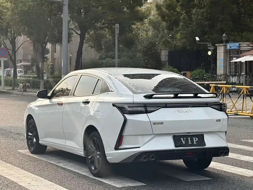 Aeolus Yixuan — миниатюра 6