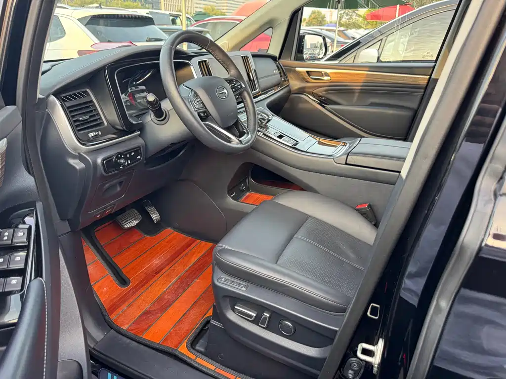 GAC Motor Trumpchi M8 — миниатюра 3