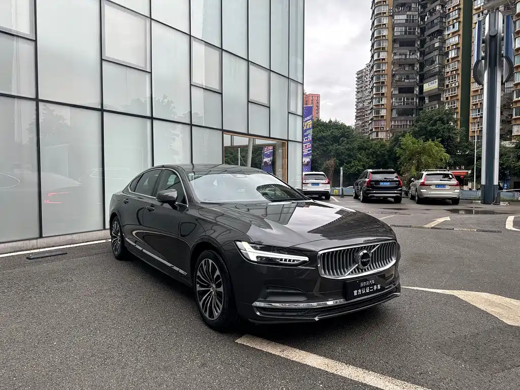 Volvo S90 — миниатюра 3