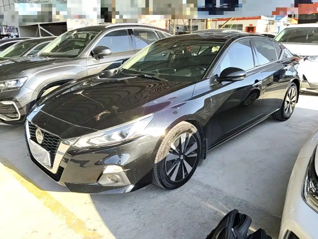 Nissan Teana