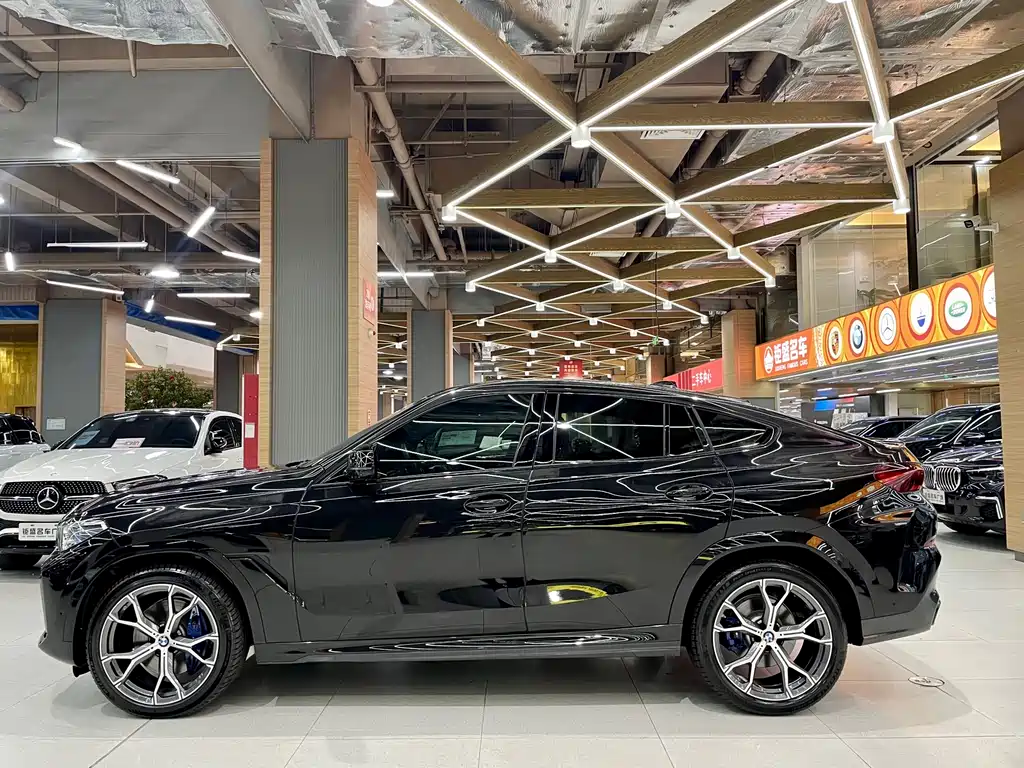 BMW X6 2022 xDrive40i M Sport
