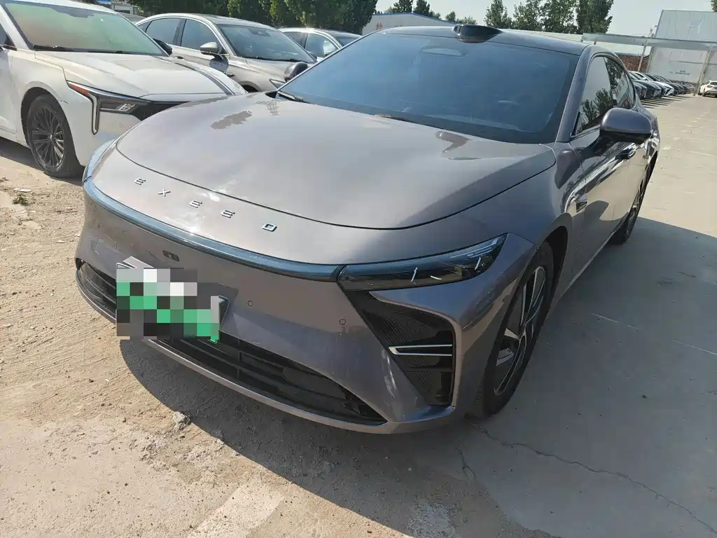 Exeed Sterra ES 2025 EREV Pro Highway Assist