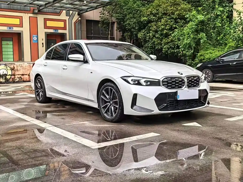BMW 3 Series — миниатюра 3