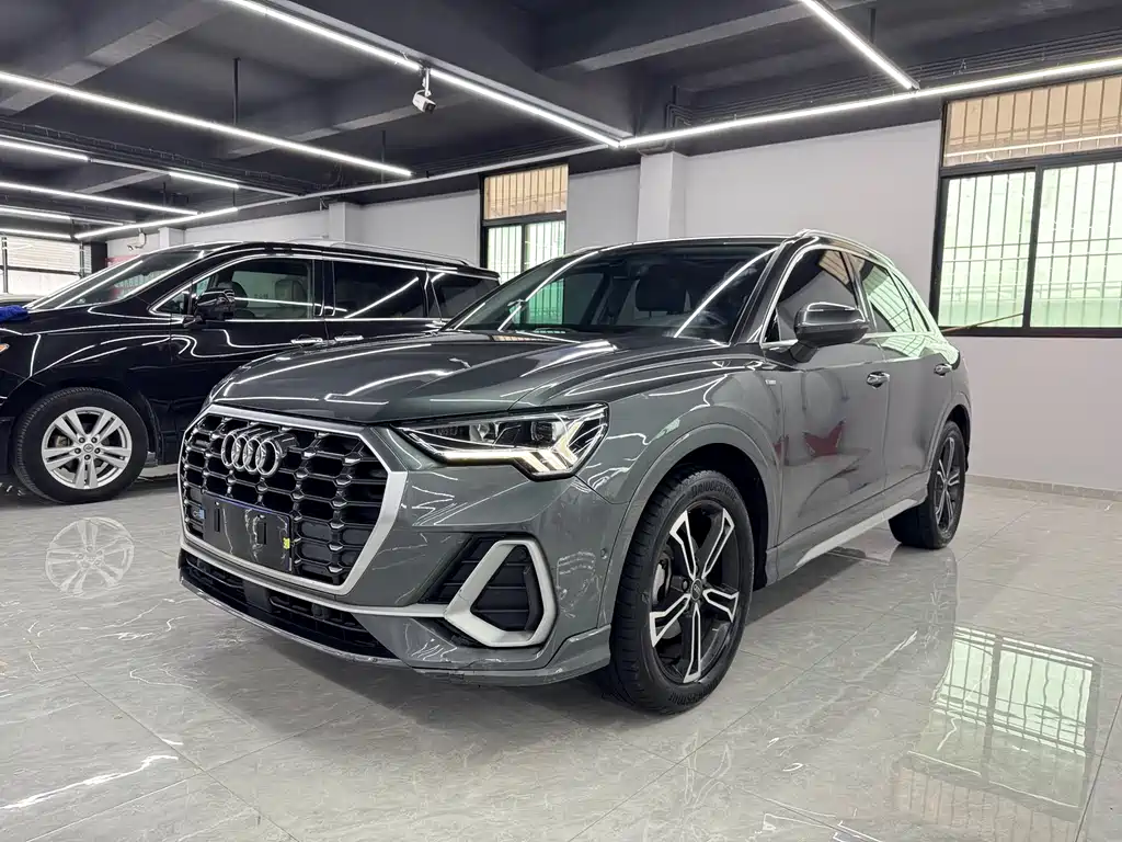 Audi Q3 2021