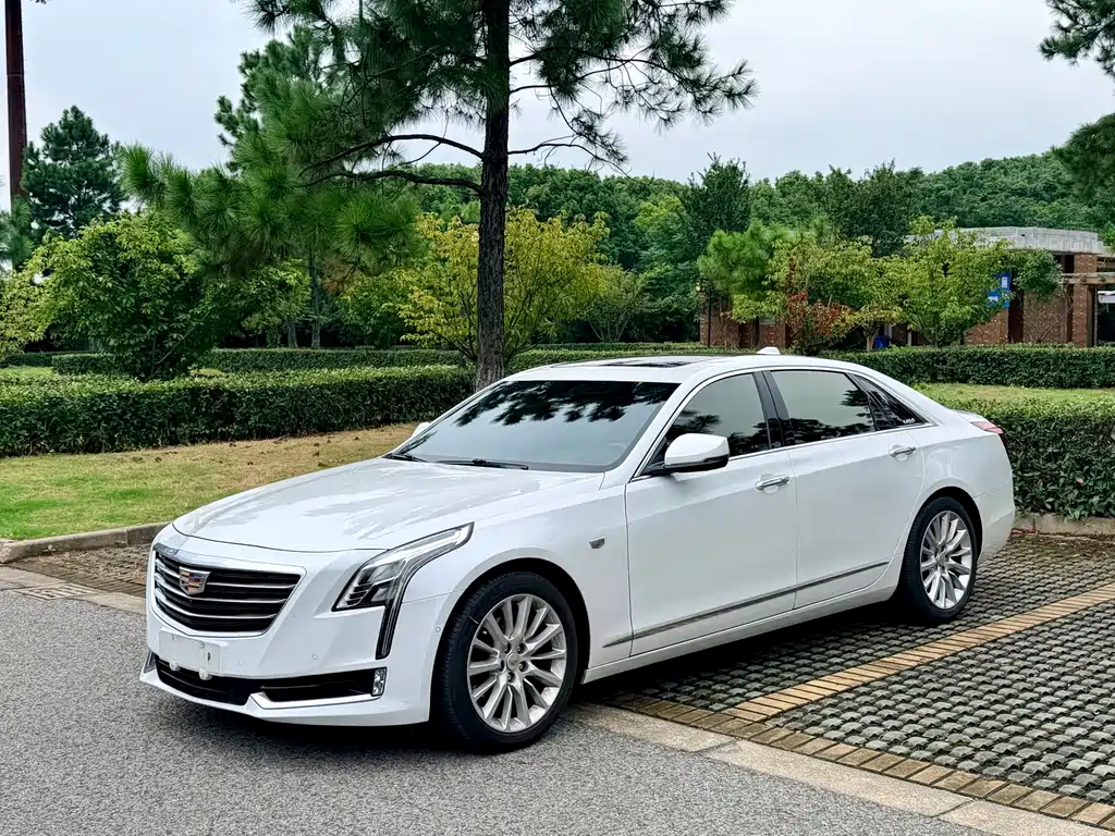 Cadillac CT6