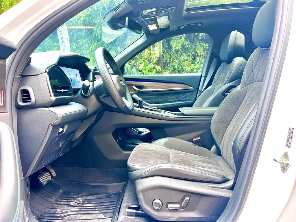 Geely Xingyue L — миниатюра 9