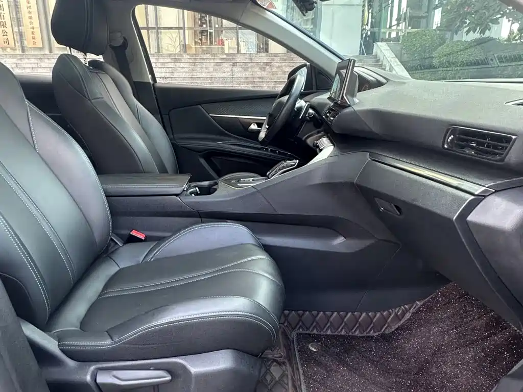 Peugeot 4008 — миниатюра 12