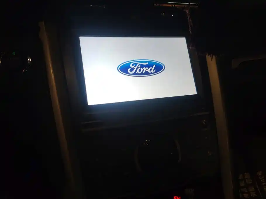 Ford Mondeo — миниатюра 13