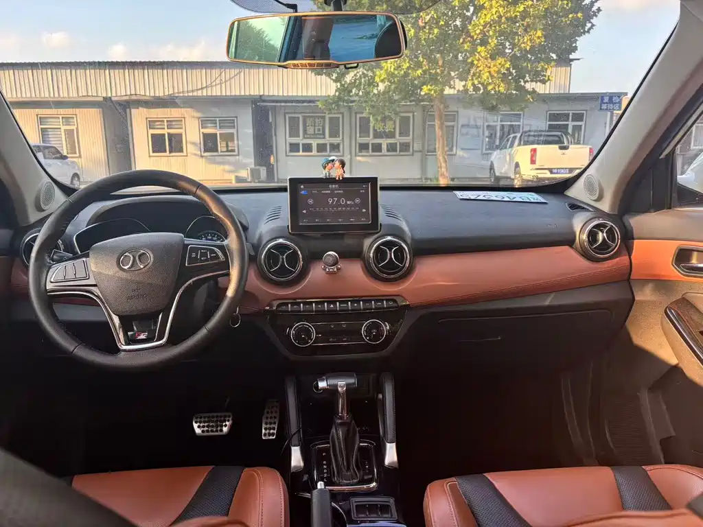 BAIC Senova X35 — миниатюра 7