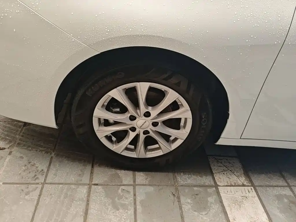 Roewe i5 — миниатюра 23