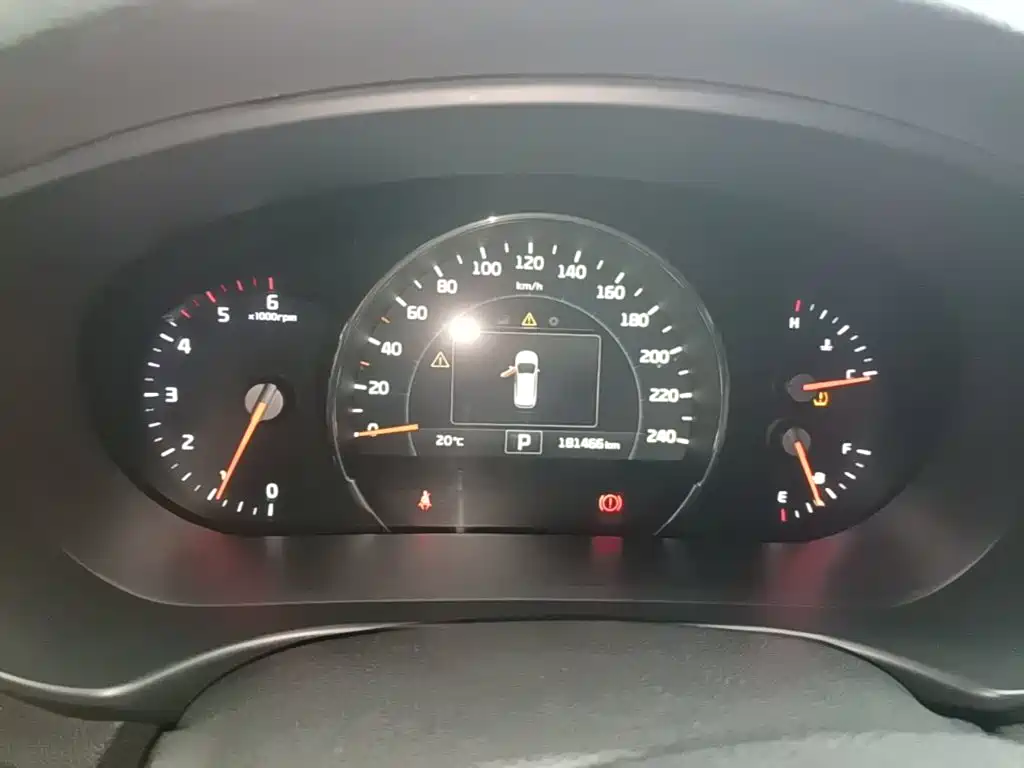 Kia Sorento — миниатюра 12