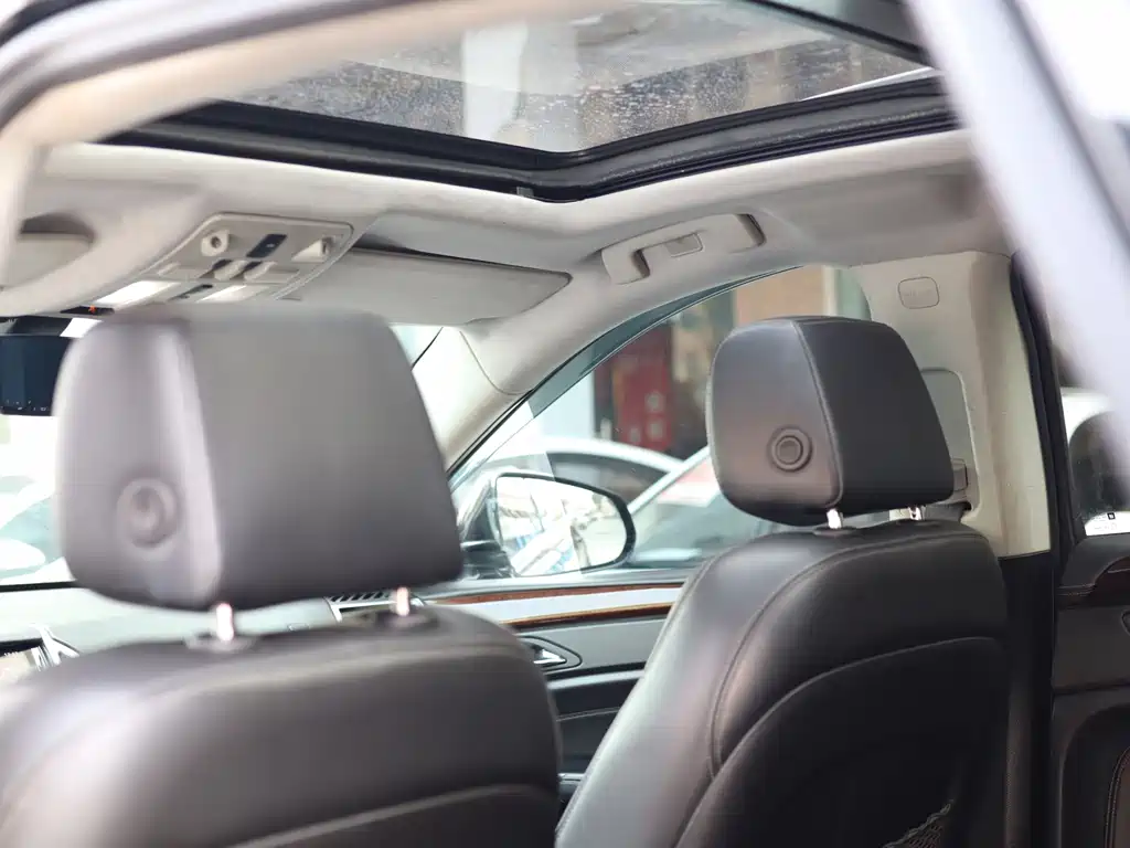 Cadillac SRX — миниатюра 21