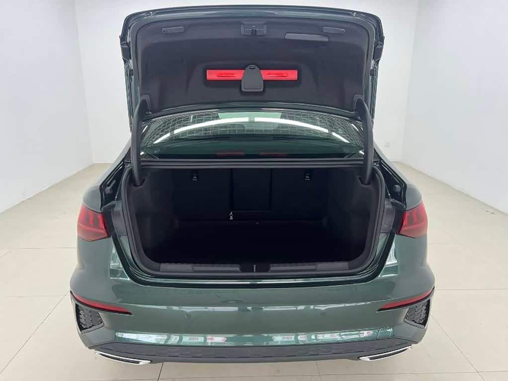 Audi A3 1.4 л 2022 г. Зелёный, пробег 47000 км