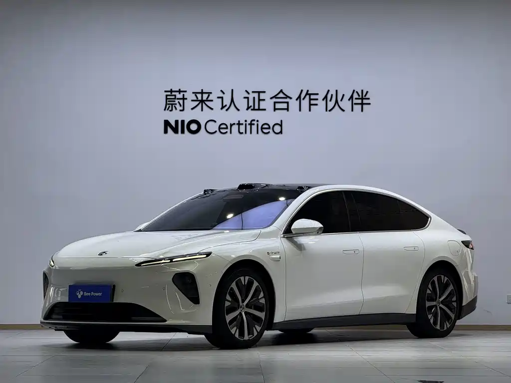 NIO ET7