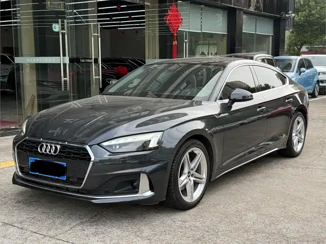 AUDI  A5 2022