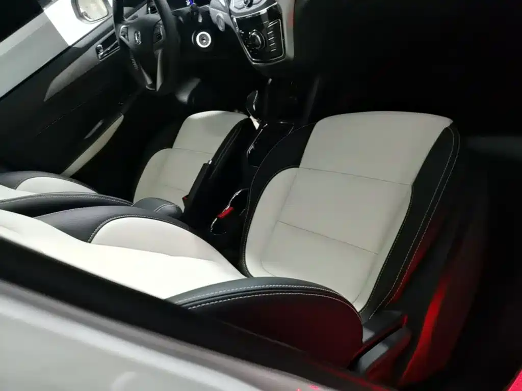 Changan CS35 — миниатюра 25