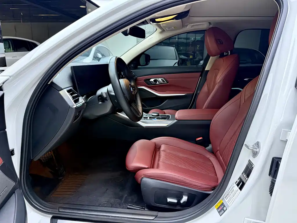 BMW i3 2023 eDrive 40 L