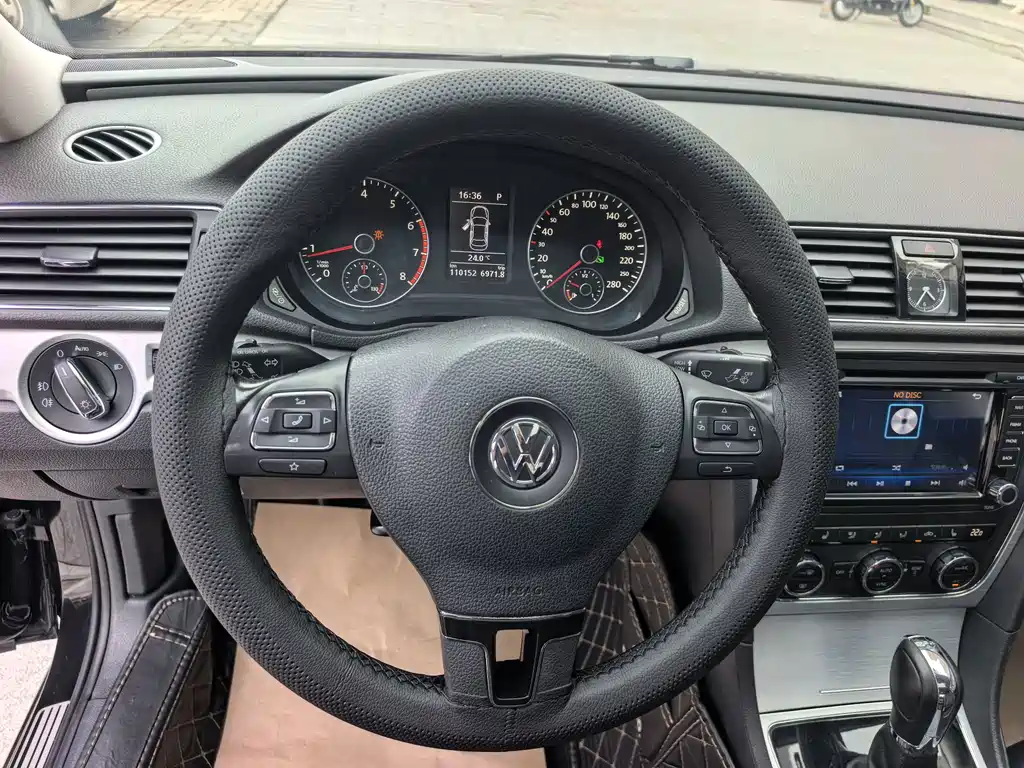 Volkswagen Passat — миниатюра 13