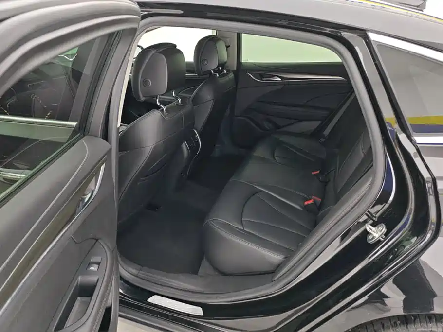 Buick LaCrosse — миниатюра 11