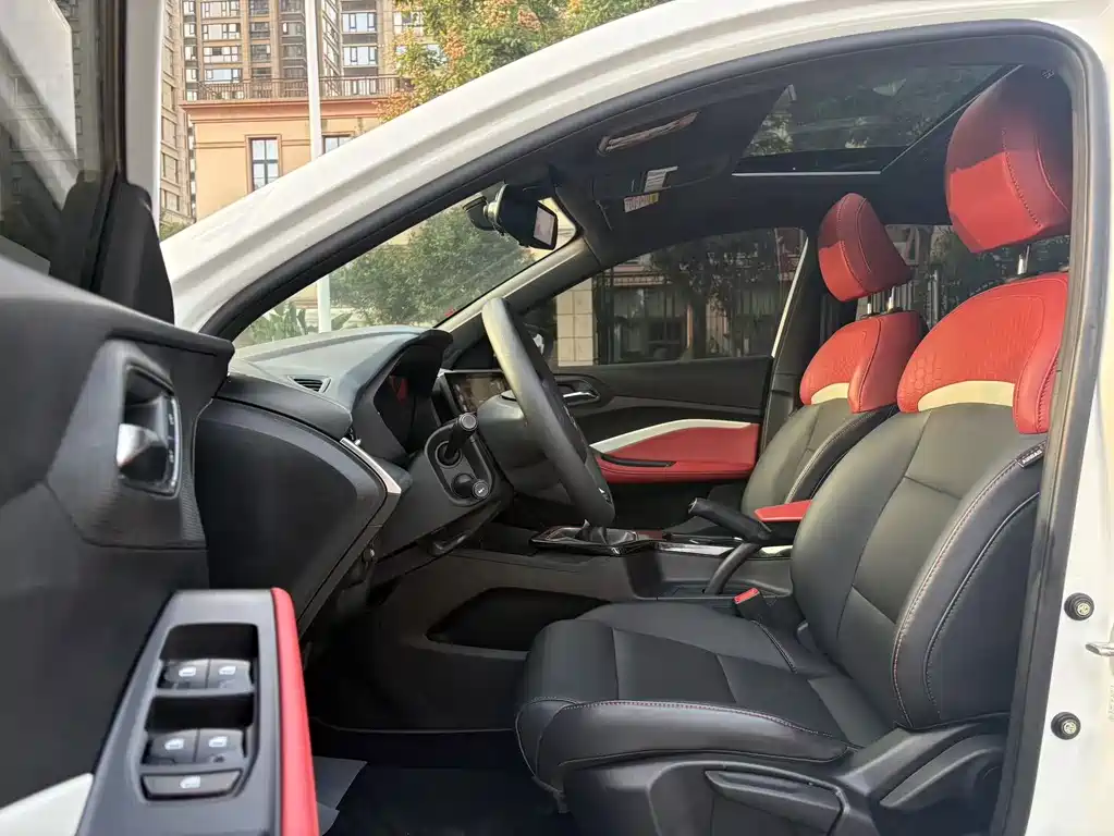 MG MG5 — миниатюра 10