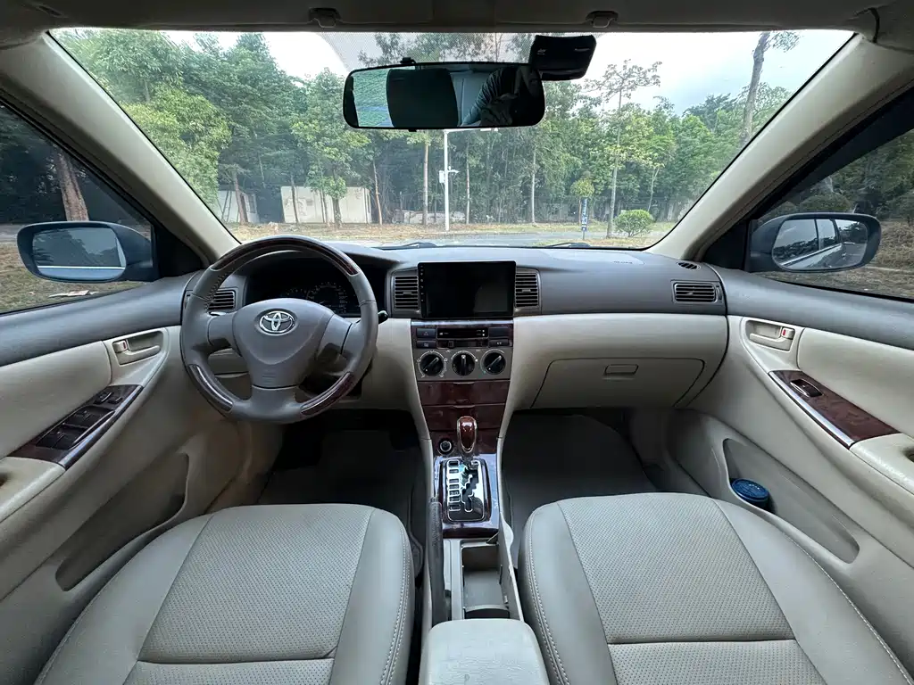Toyota Corolla — миниатюра 9