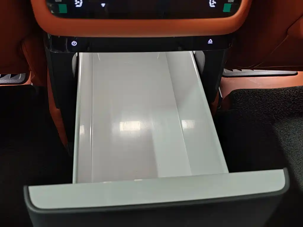 Li Auto Li L7 — миниатюра 19