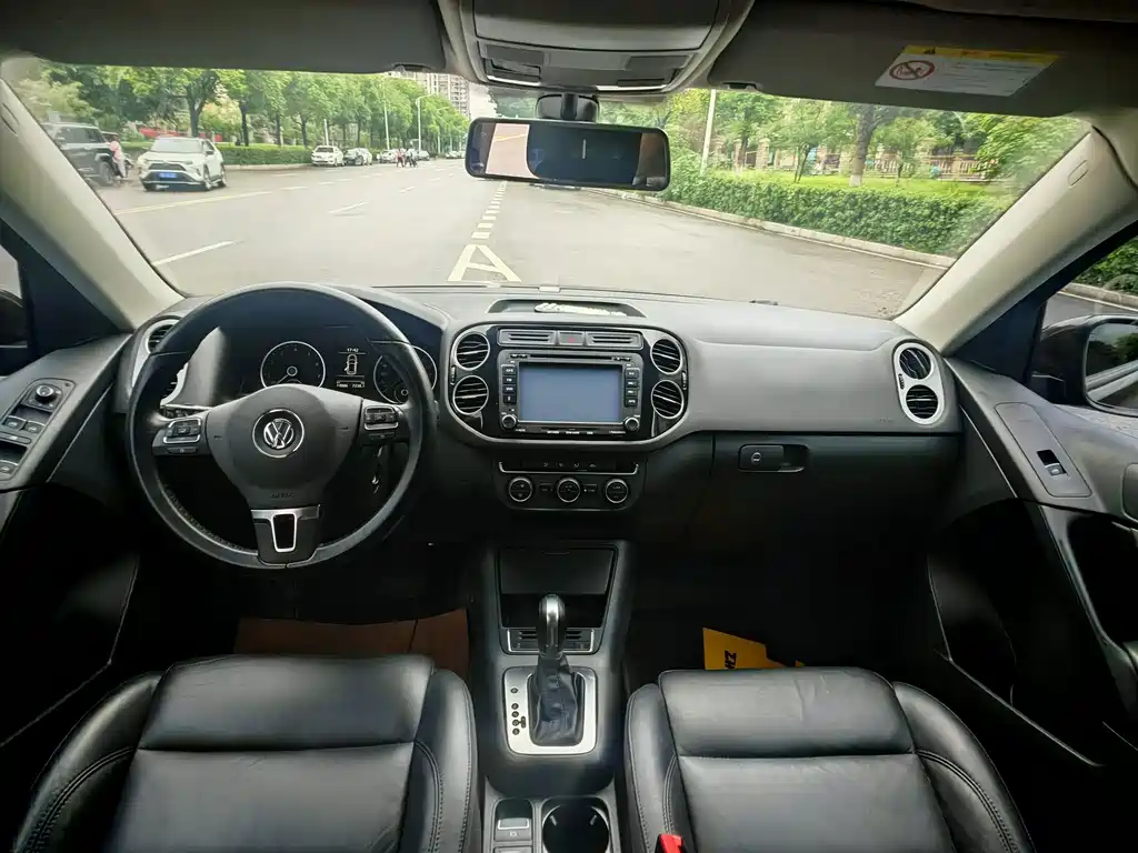 Volkswagen Tiguan — миниатюра 12