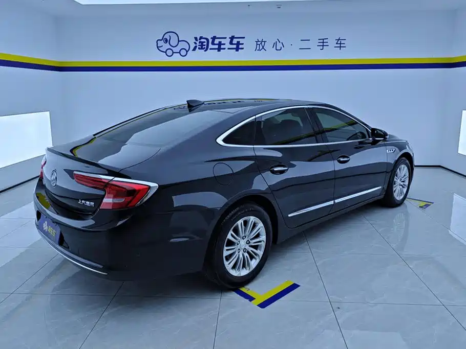 Buick LaCrosse — миниатюра 3