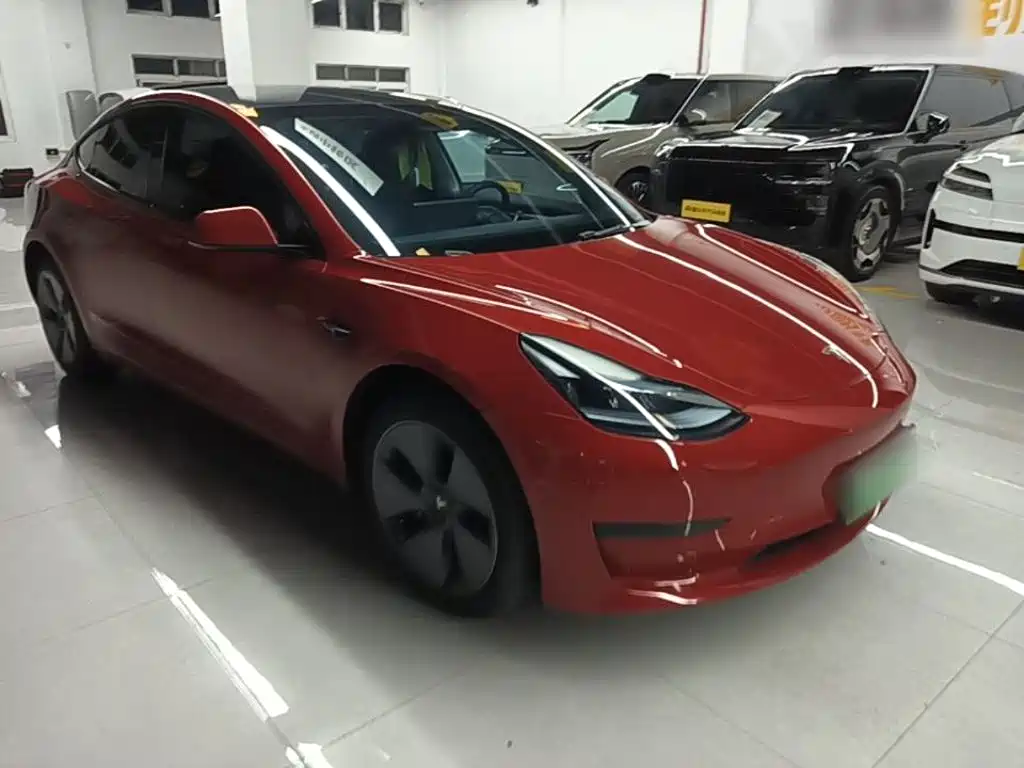 Tesla Model 3 — миниатюра 4