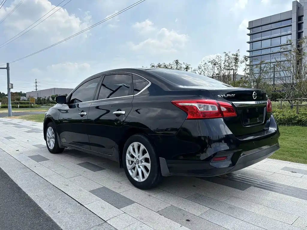 Nissan Sylphy — миниатюра 7