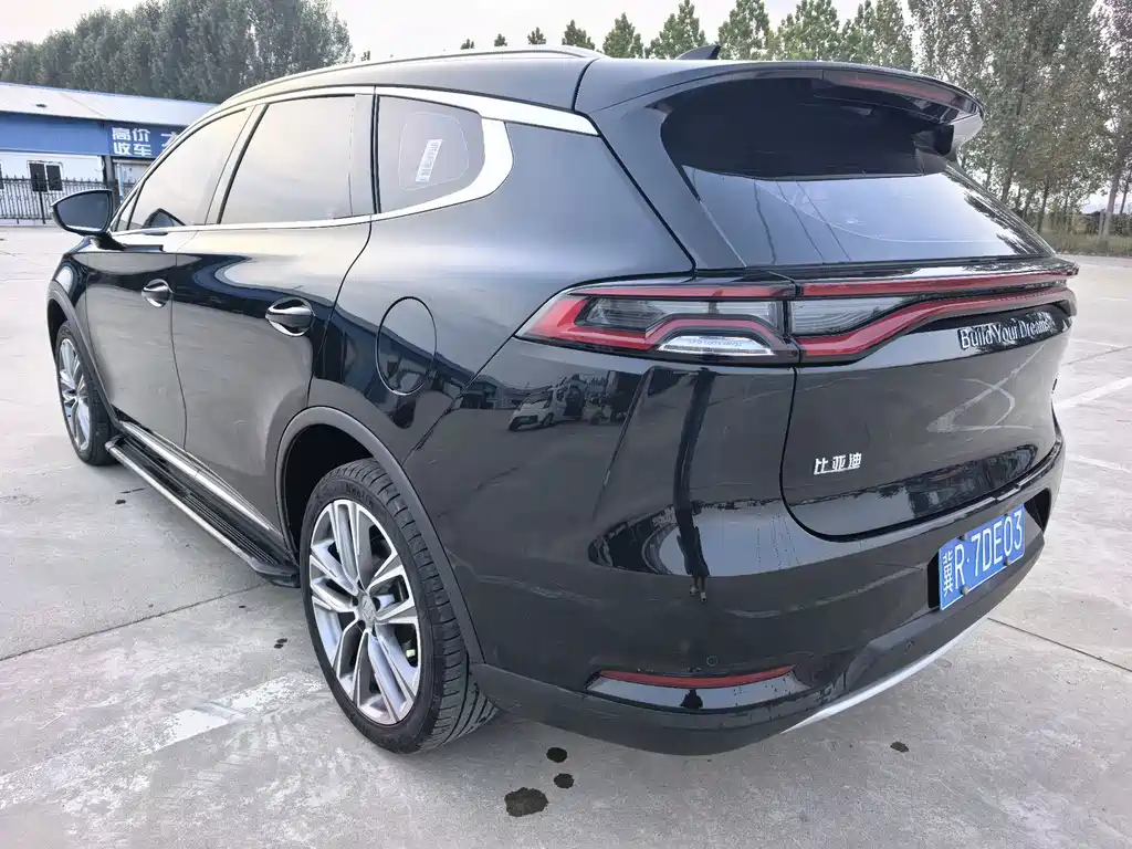 BYD Tang — миниатюра 6