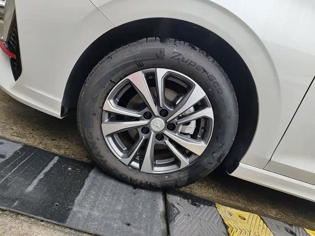 Changan Eado — миниатюра 23