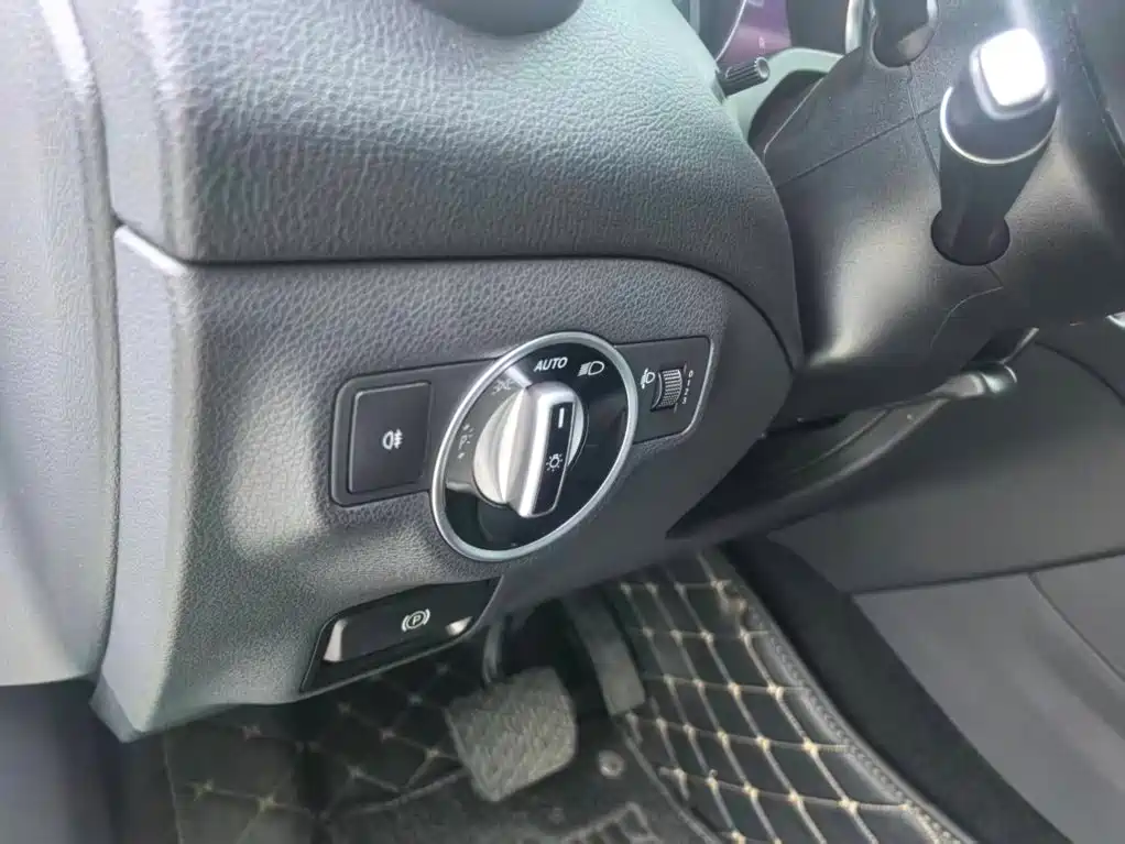 Mercedes-Benz GLA — миниатюра 19