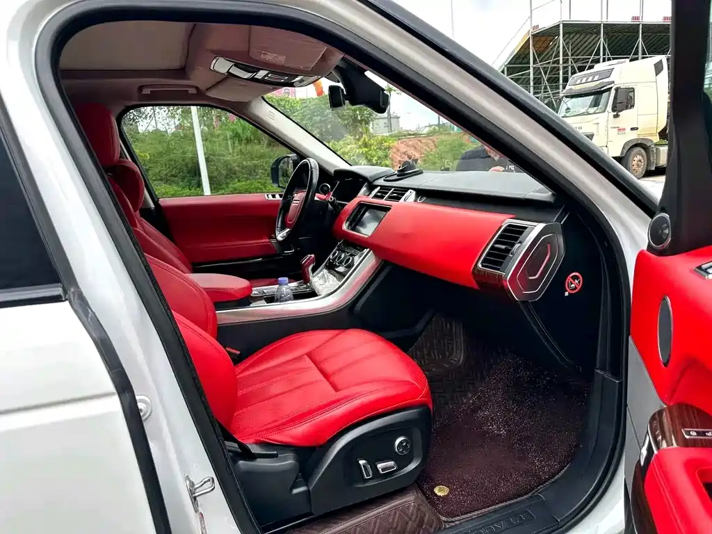 Land Rover Sport — миниатюра 7