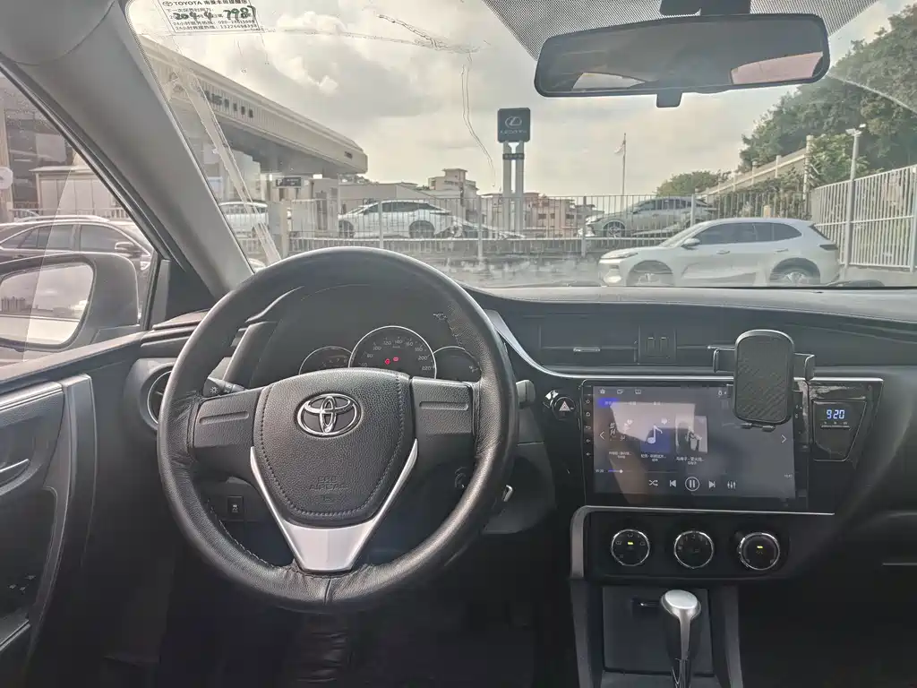 Toyota Corolla — миниатюра 9
