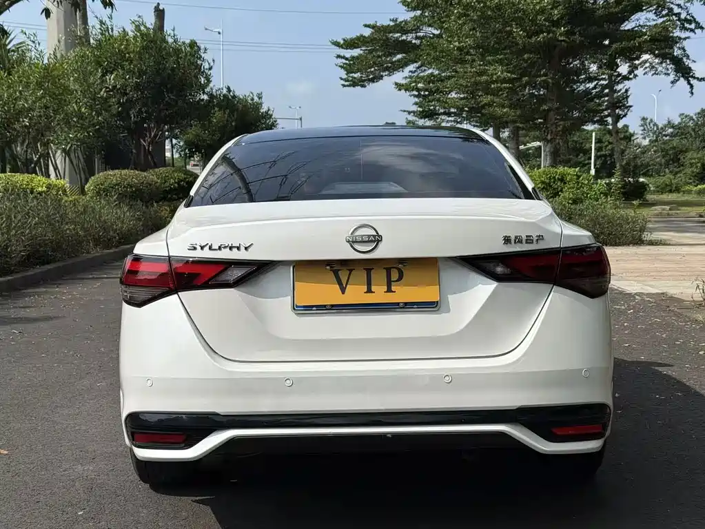Nissan Sylphy — миниатюра 9