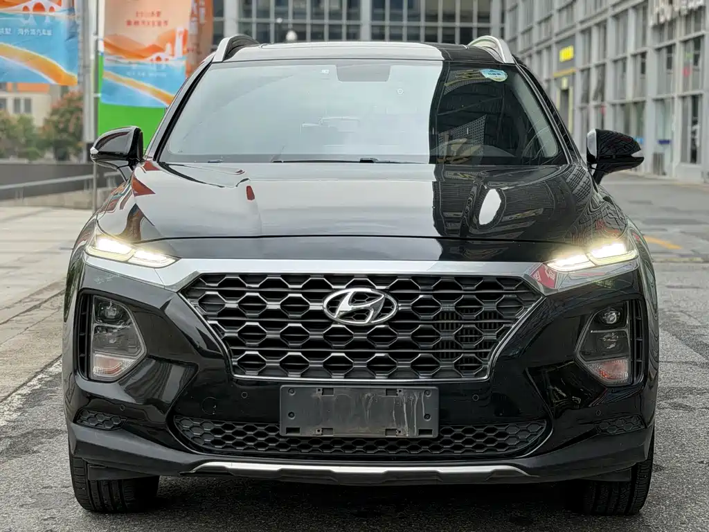 Hyundai Santa Fe — миниатюра 2