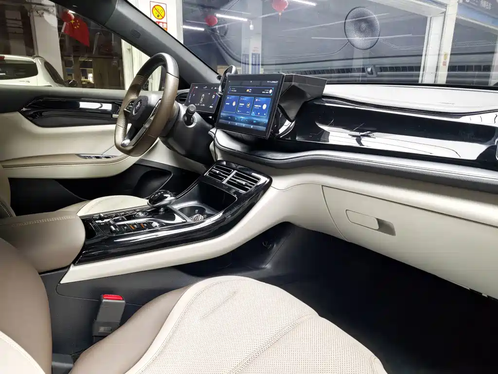 BYD Qin PLUS — миниатюра 10