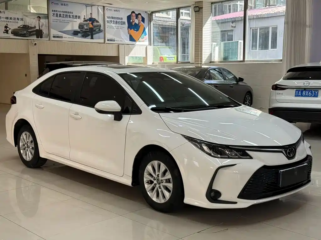 Toyota Corolla — миниатюра 3