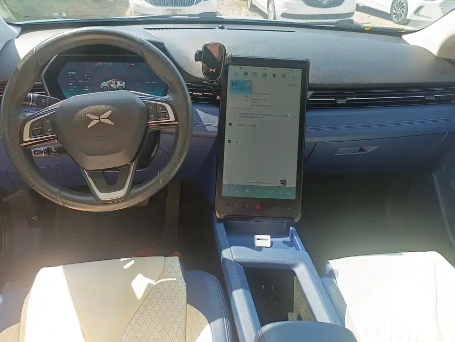 XPeng G3 — миниатюра 12