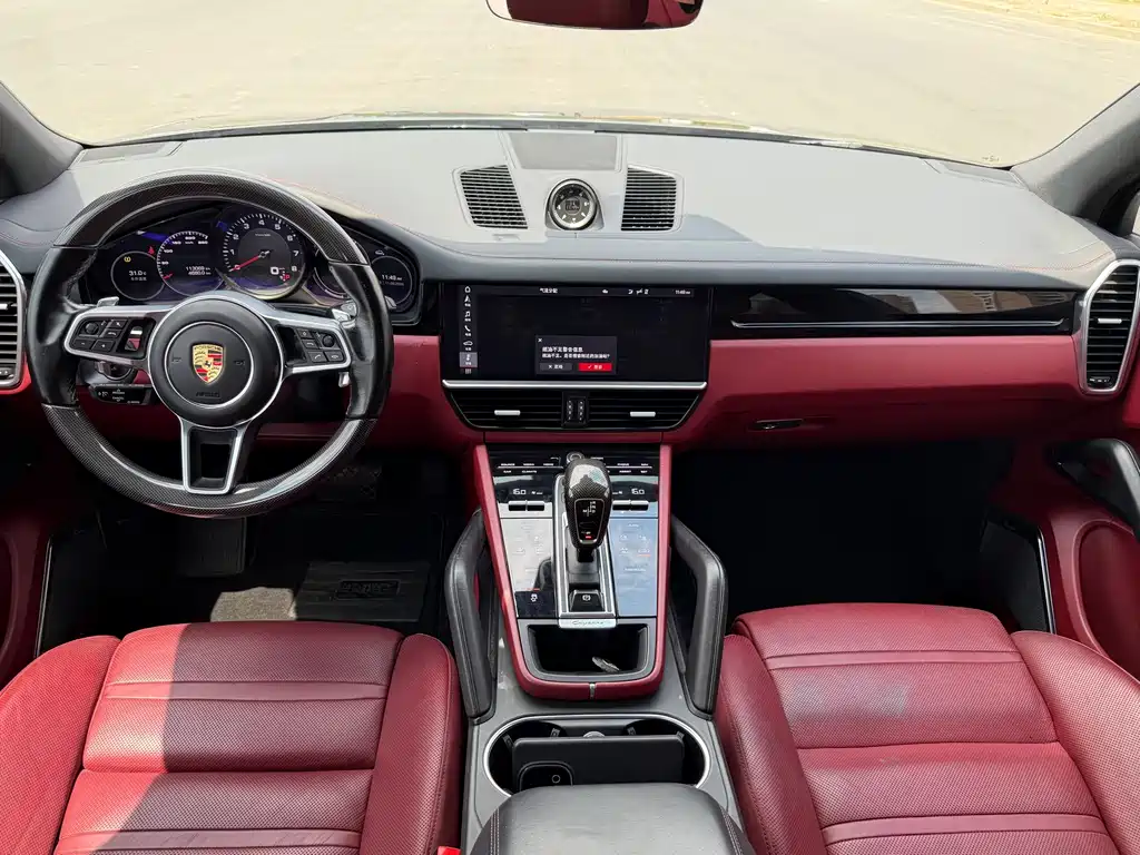 Porsche Cayenne — миниатюра 6