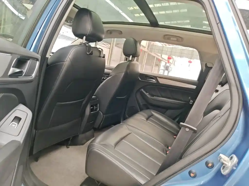 Roewe RX5 — миниатюра 17