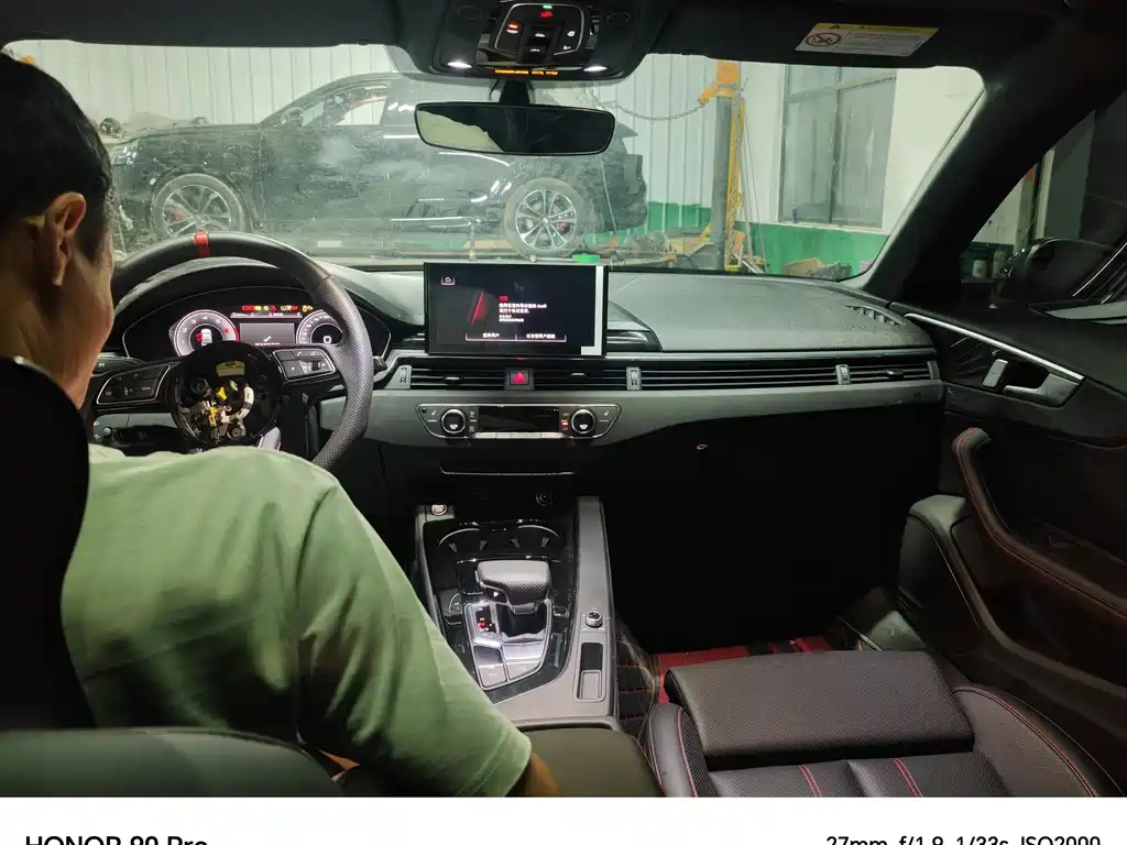 Audi A4L — миниатюра 4