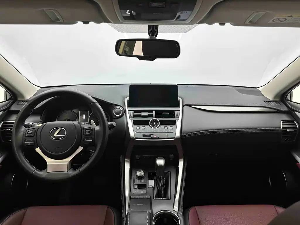 Lexus NX — миниатюра 15