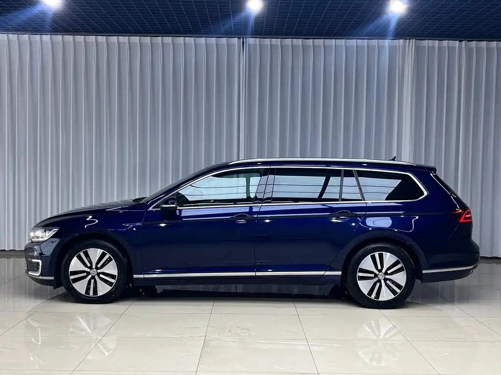 Volkswagen Passat Variant PHEV 2019 GTE